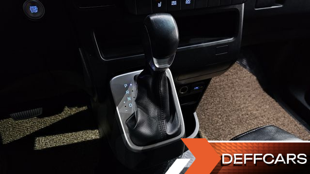 Hyundai STARIA L3.5 Cargo 3-Seater Modern купить на сайте DeffCars