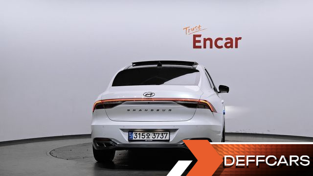 Hyundai GRANDEUR 3.3 Calligraphy купить на сайте DeffCars