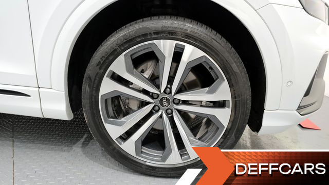 Audi Q8 55 TFSI Quattro Premium купить на сайте DeffCars