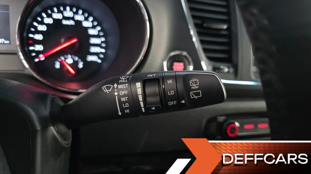 Kia CARNIVAL 9-Seater Luxury купить на сайте DeffCars