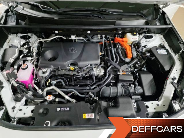 Toyota RAV4 2.5 4WD PHEV XSE купить на сайте DeffCars