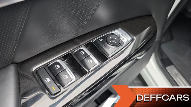 Kia MOHAVE Diesel 3.0 4WD 6-Seater Masters купить на сайте DeffCars