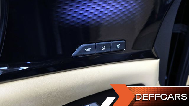 Kia CARNIVAL Gasoline 9-Seater Signature купить на сайте DeffCars