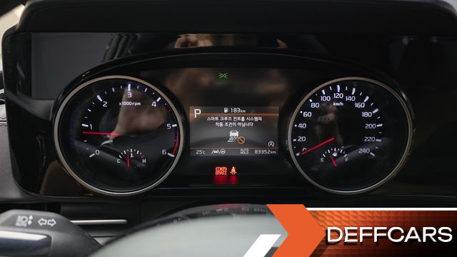 Kia CARNIVAL 9-Seater Noblesse купить на сайте DeffCars