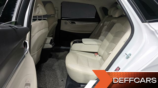 Hyundai GRANDEUR 2.5 Le Blanc купить на сайте DeffCars