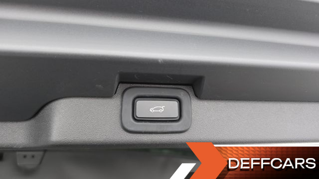 Land Rover DISCOVERY P360 R-Dynamic SE купить на сайте DeffCars