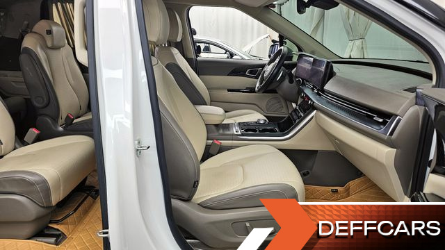 Kia CARNIVAL Gasoline 9-Seater Hi-Limousine Signature купить на сайте DeffCars