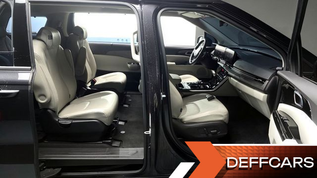 Kia CARNIVAL 9-Seater Noblesse купить на сайте DeffCars