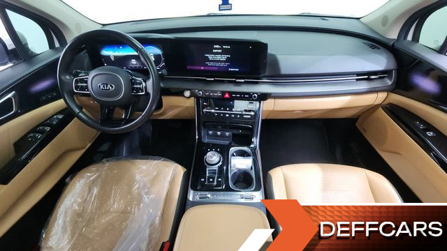 Kia CARNIVAL 9-Seater Signature купить на сайте DeffCars