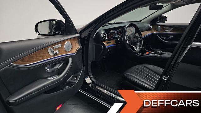 Mercedes E-CLASS E300 4MATIC Exclusive купить на сайте DeffCars