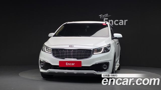 Kia CARNIVAL 9-seater Prestige купить на сайте DeffCars
