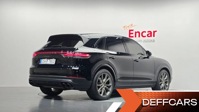 Porsche CAYENNE 3.0 PLATINUM EDITION купить на сайте DeffCars