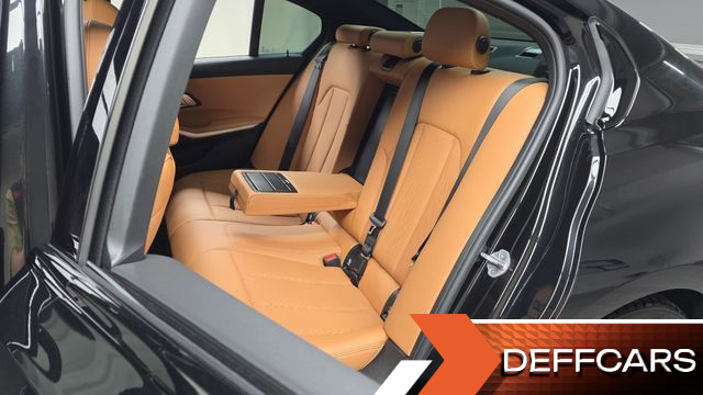BMW 3-SERIES 320i M Sport купить на сайте DeffCars