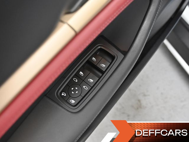 Porsche TAYCAN 4 Cross Turismo купить на сайте DeffCars