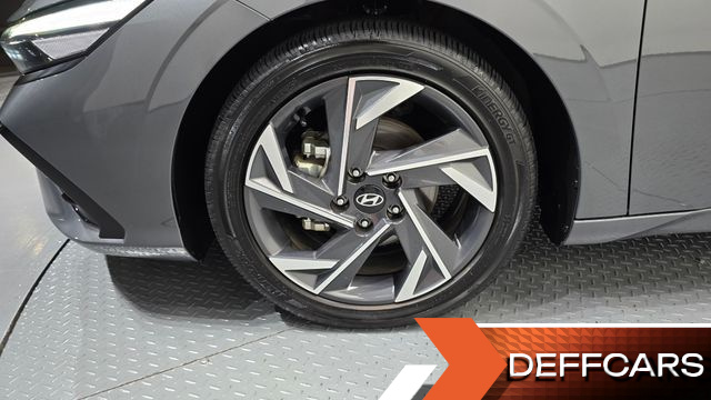 Hyundai AVANTE 1.6 Inspiration купить на сайте DeffCars