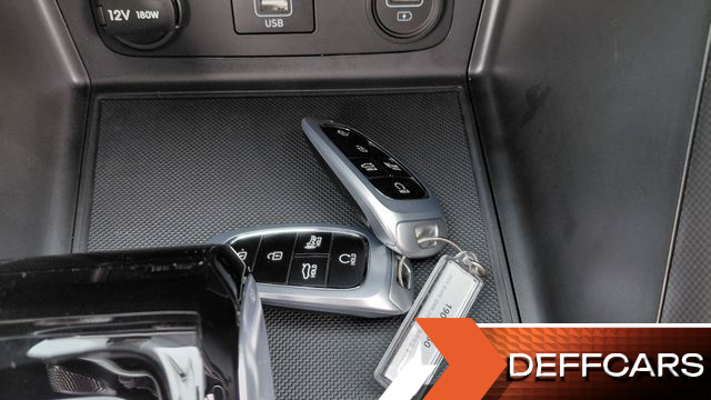 Hyundai SONATA Premium Plus купить на сайте DeffCars