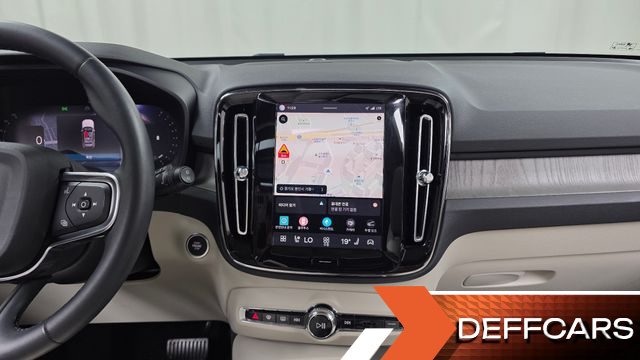 Volvo XC40 B4 Ultimate Bright купить на сайте DeffCars