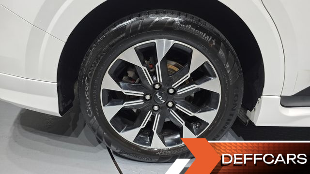 Kia CARNIVAL Gasoline 9-Seater Signature купить на сайте DeffCars