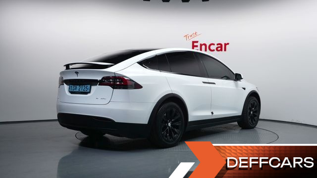 Tesla MODEL X Long Range купить на сайте DeffCars