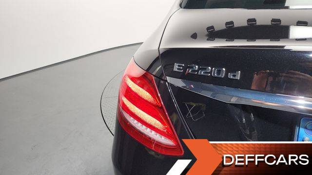 Mercedes E-CLASS E220d 4MATIC Exclusive купить на сайте DeffCars