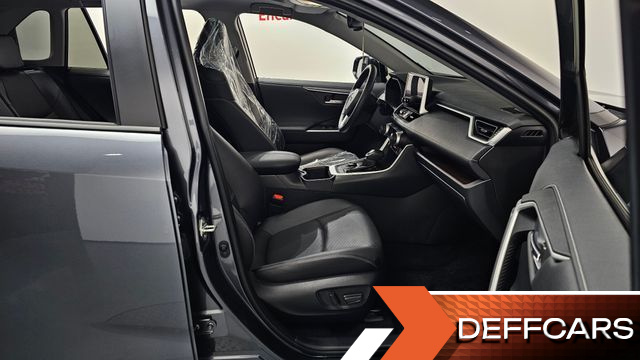 Toyota RAV4 2,5 4WD Hybrid LTD купить на сайте DeffCars