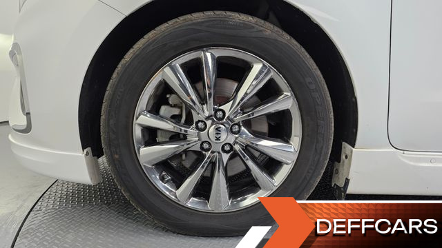 Kia CARNIVAL Gasoline 9-Seater Hi-Limousine Noblesse Special купить на сайте DeffCars