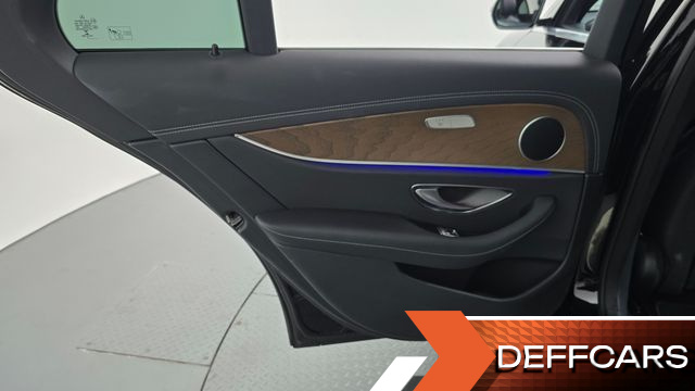 Mercedes E-CLASS E220d 4MATIC Exclusive купить на сайте DeffCars