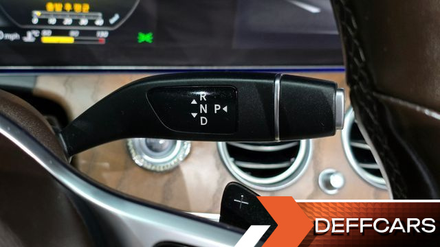 Mercedes E-CLASS E300 4MATIC Exclusive купить на сайте DeffCars