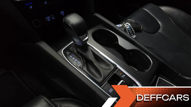 Hyundai SANTAFE Gasoline 2.0T 2WD Premium купить на сайте DeffCars