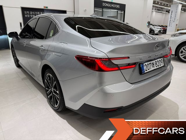 Toyota CAMRY 2.5 XLE Hybrid купить на сайте DeffCars