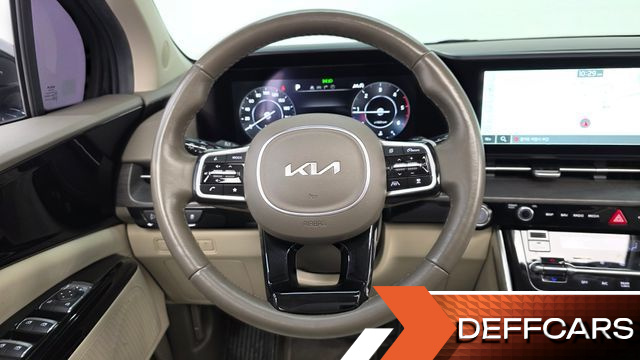 Kia CARNIVAL 9-Seater Noblesse купить на сайте DeffCars