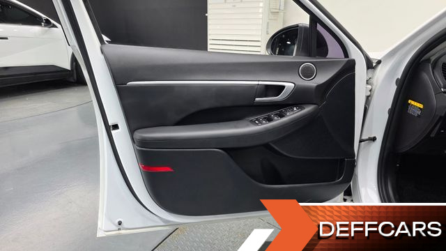 Hyundai SONATA 2.0 Premium Family купить на сайте DeffCars
