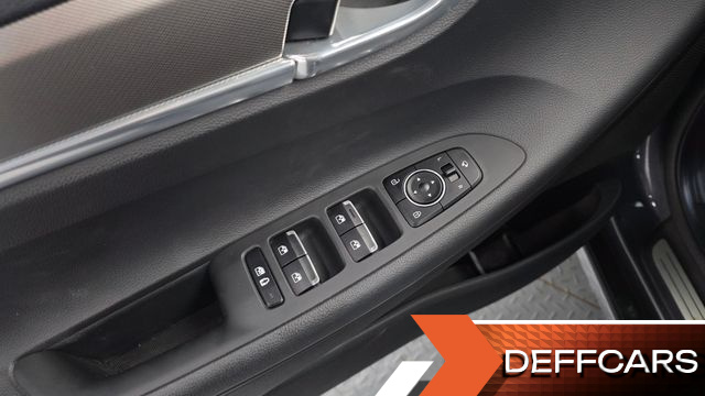 Hyundai GRANDEUR 2.5 Premium Choice купить на сайте DeffCars