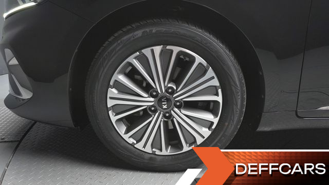 Kia K7 Signature купить на сайте DeffCars