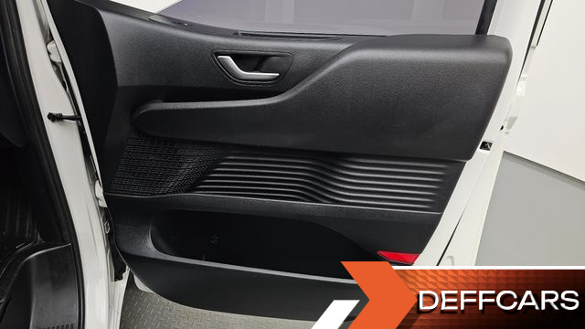 Hyundai STARIA Cargo 5-Seater Smart купить на сайте DeffCars