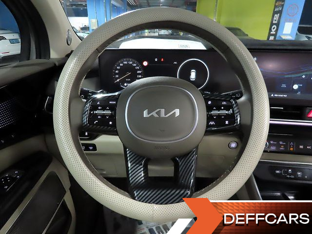 Kia CARNIVAL 9-Seater Gravity купить на сайте DeffCars