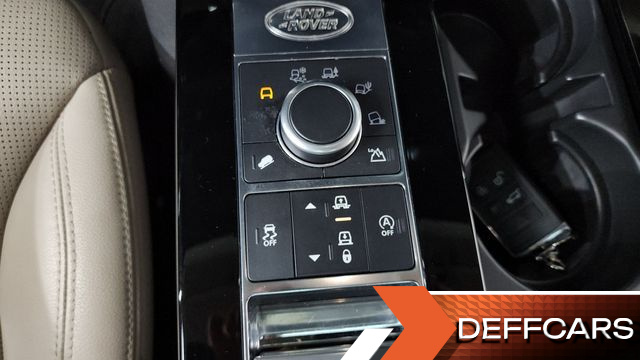 Land Rover DISCOVERY 3.0 SD6 HSE купить на сайте DeffCars