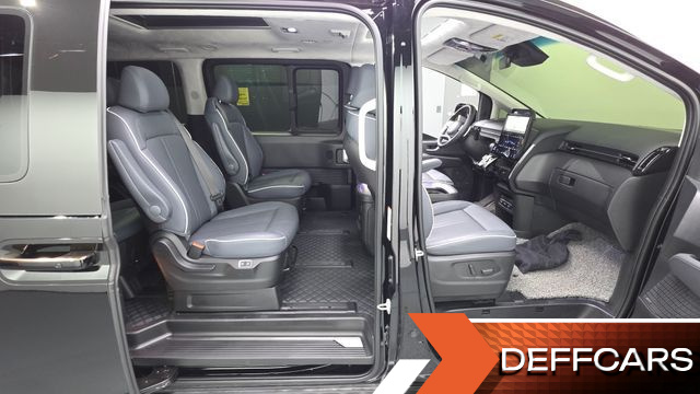 Hyundai STARIA 4WD Lounge 9-Seater Inspiration купить на сайте DeffCars
