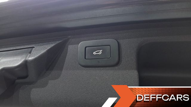 Land Rover DISCOVERY SPORT P250 S купить на сайте DeffCars