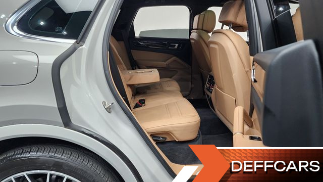 Porsche CAYENNE 3.0 купить на сайте DeffCars