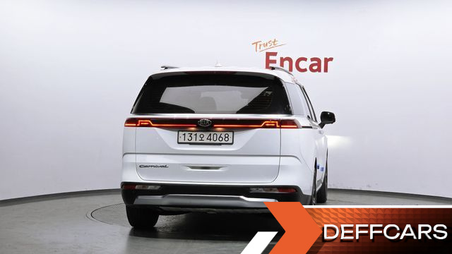 Kia CARNIVAL 9-Seater Noblesse купить на сайте DeffCars