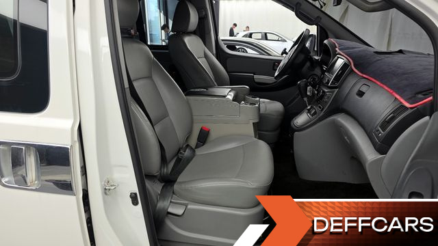 Hyundai STAREX 4WD Urban 9-Seater Premium Special купить на сайте DeffCars