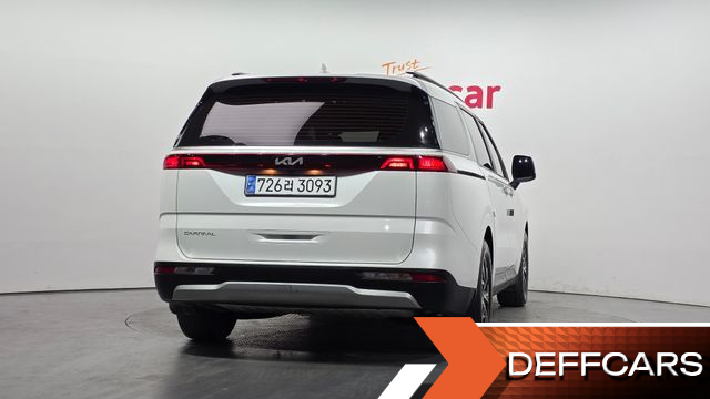 Kia CARNIVAL Gasoline 11-Seater Prestige купить на сайте DeffCars