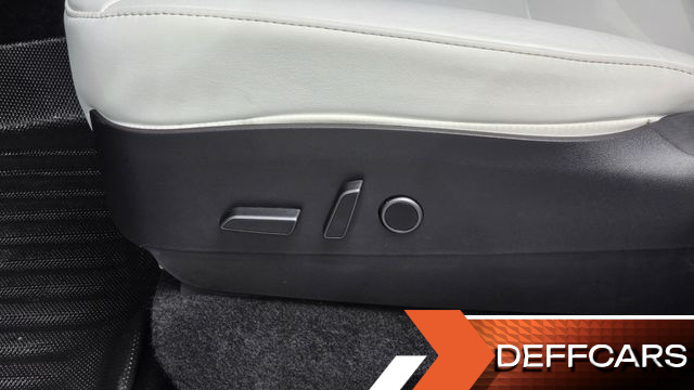 Tesla MODEL Y Long Range AWD купить на сайте DeffCars