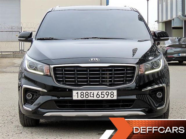 Kia CARNIVAL 9-Seater Luxury купить на сайте DeffCars