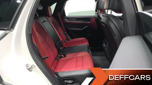 Porsche CAYENNE 3.0 купить на сайте DeffCars