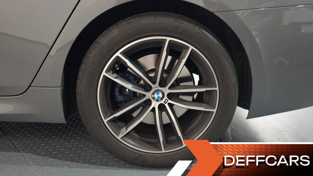 BMW 5-SERIES 520i M Sport купить на сайте DeffCars