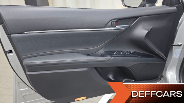 Toyota CAMRY 2.5 купить на сайте DeffCars