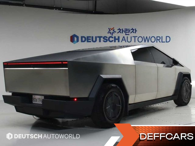 Tesla CYBERTRUCK AWD купить на сайте DeffCars