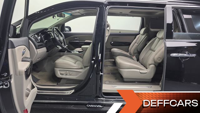 Kia CARNIVAL 9-Seater Noblesse Special купить на сайте DeffCars